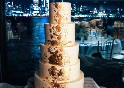 luxurious-wedding-cake